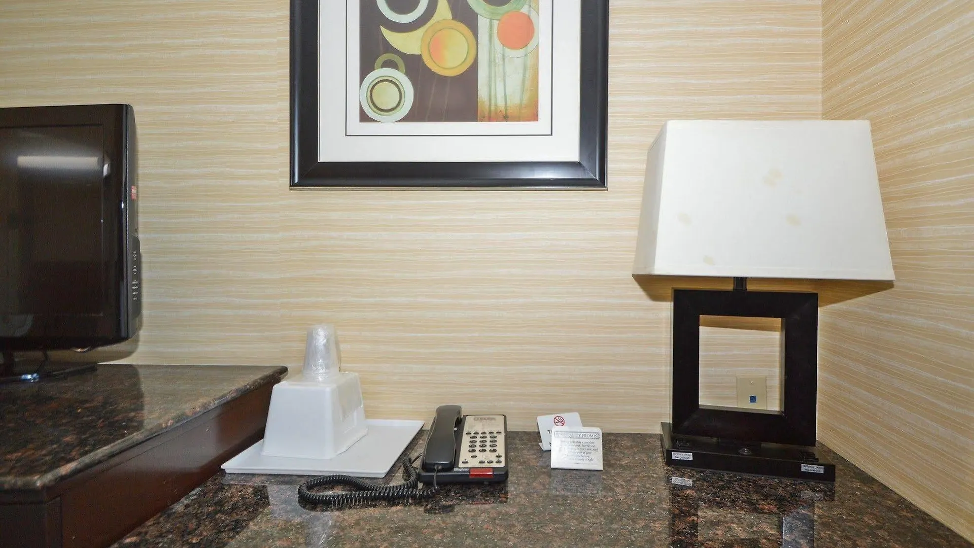 Corona Hotel New York - Laguardia Airport 3*,